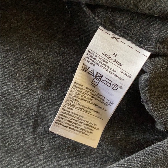 Banana Republic Tiered Sleeve Top - Picture 5 of 6